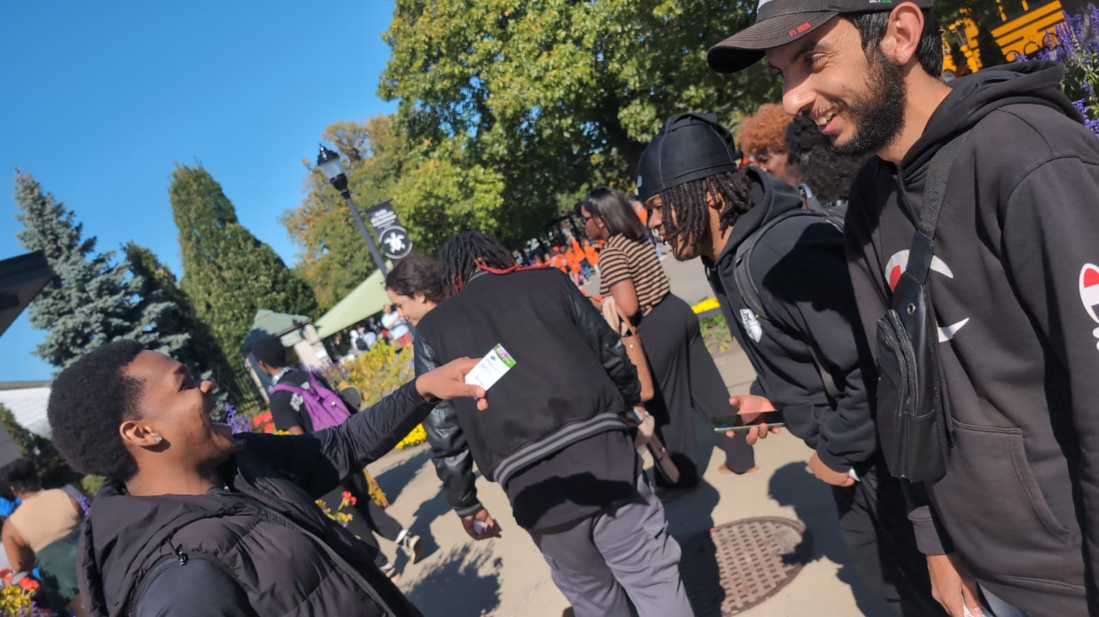 Visite des participant·es du Projet Intégration au Jardin botanique de Montréal